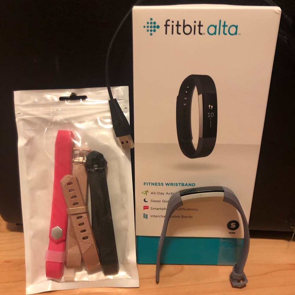 Fitbit Alta with extra bands